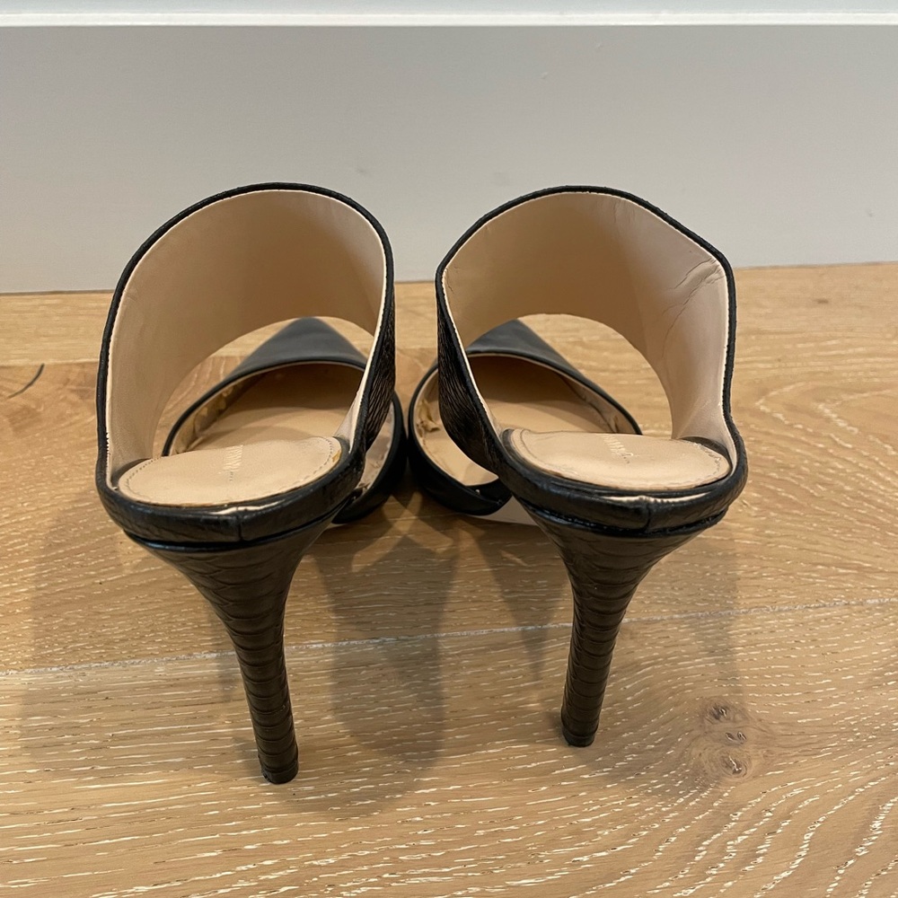 Banana Republic Black Textured Heels - Picture 3 of 4